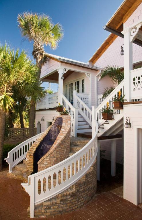 Port d'Hiver Bed and Breakfast - main image