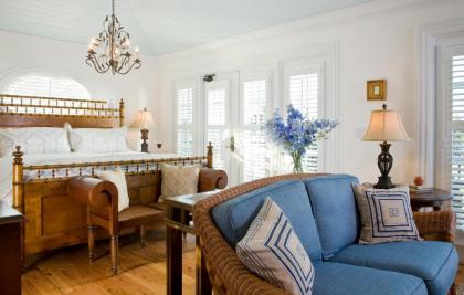 Port d'Hiver Bed and Breakfast - image 3