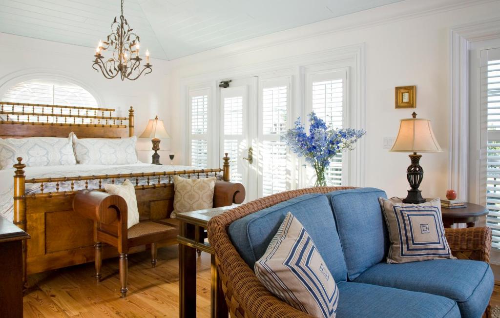 Port d'Hiver Bed and Breakfast - image 3