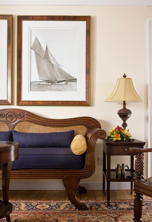 Port d'Hiver Bed and Breakfast - image 5