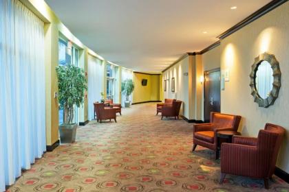 Holiday Inn Daytona Beach LPGA Boulevard an IHG Hotel - image 5