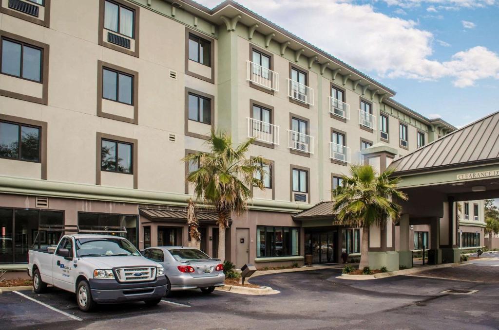 Comfort Inn & Suites Fort Walton Beach - main image