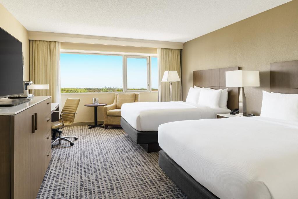 DoubleTree by Hilton Orlando Airport Hotel - image 4