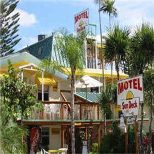 Sun Deck Inn & Suites - main image