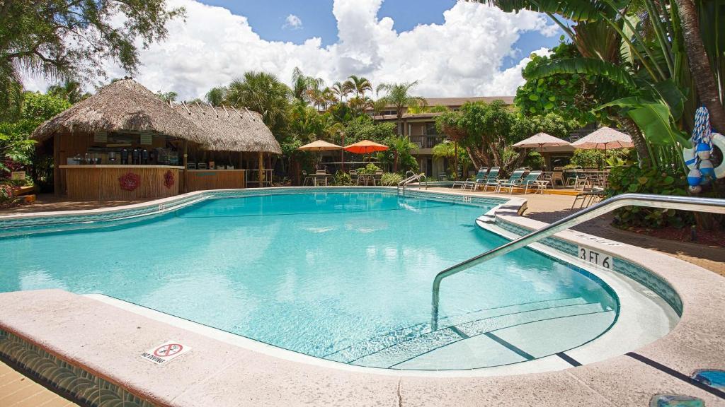 Best Western Naples Inn & Suites - main image