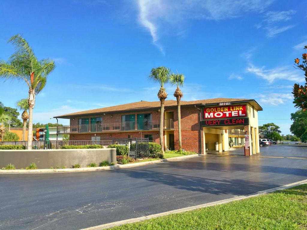 Golden Link Motel - main image