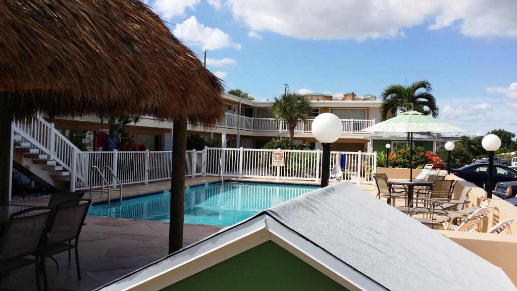 The Palms On Ocean - main image