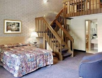 La Casa Inn and Suites - image 4