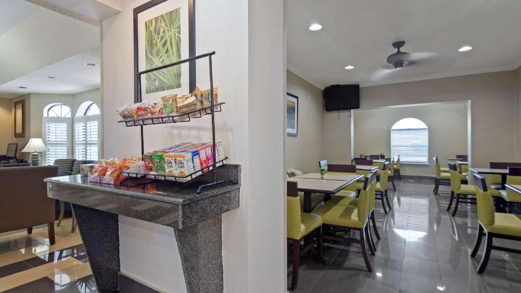 Best Western St. Augustine Beach Inn - image 4
