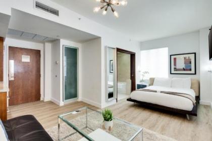 Congress Suites at the Strand - image 5