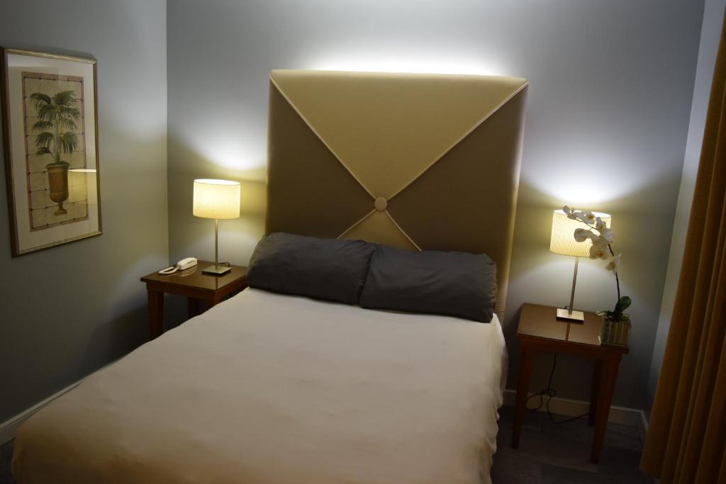 Hotel La Flora - image 5