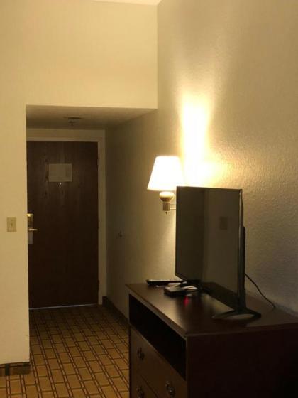Ruskin Inn Tampa-Sun City Center - image 2