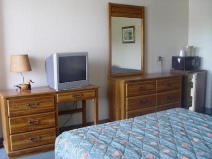 Lakeview Inn & Suites Okeechobee - image 2