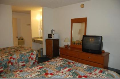 Lakeview Inn & Suites Okeechobee - image 5