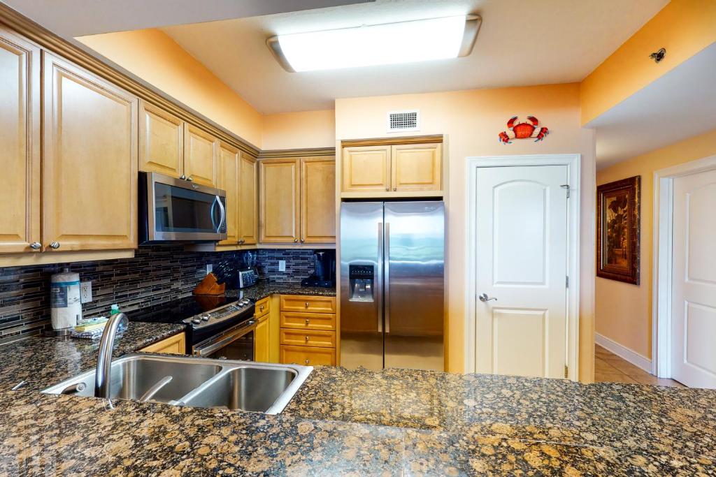 Azure Beah Resort - 2nd & 3rd Floor Condos - image 4