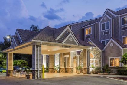 microtel Inn  Suites by Wyndham Jacksonville Airport