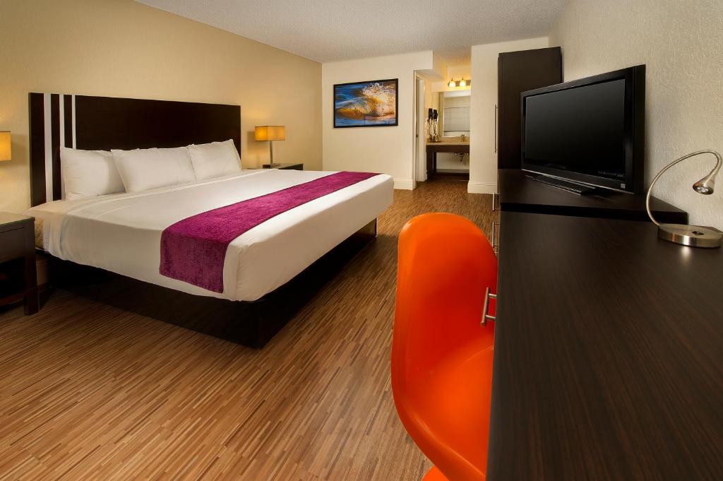 Avanti International Resort - image 2