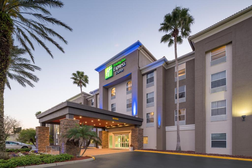 Holiday Inn Express & Suites Orlando International Airport an IHG Hotel - image 4