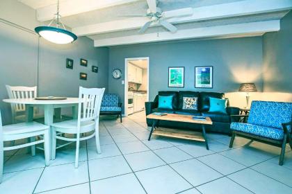Colony Inn - image 4