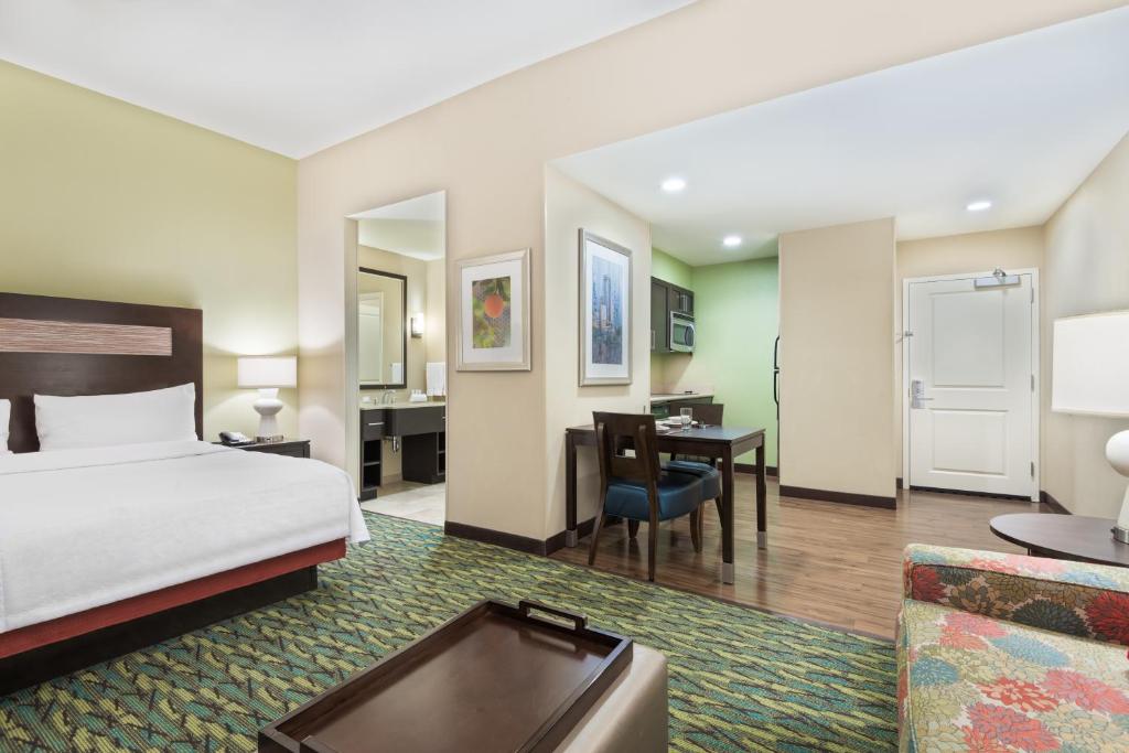 Homewood Suites by Hilton Orlando Airport - image 3