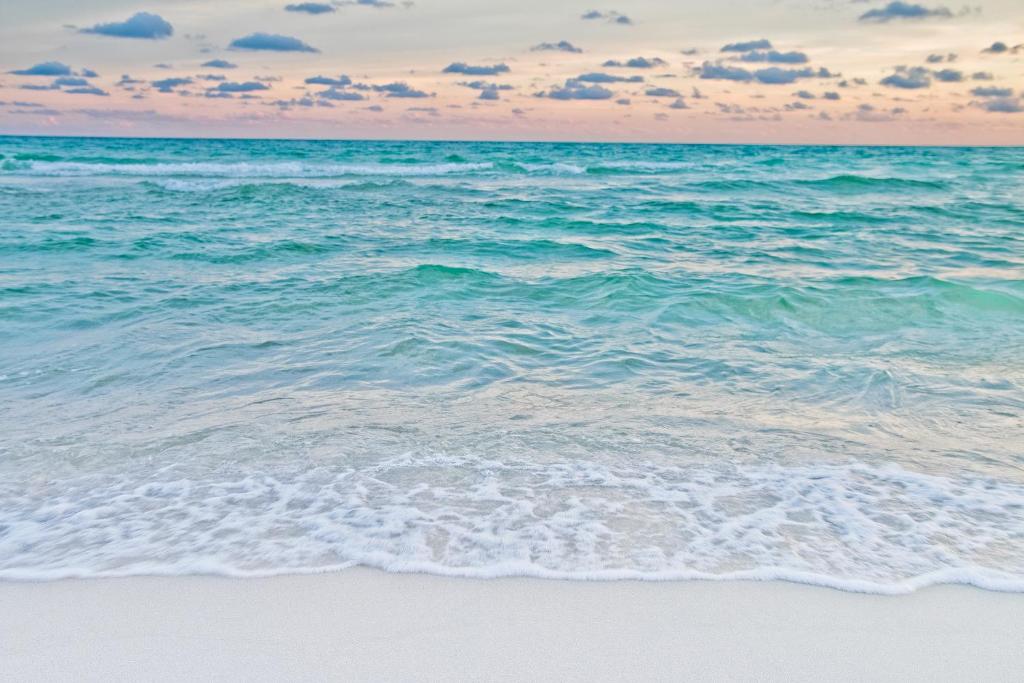 Beachside Resort Panama City Beach - image 2