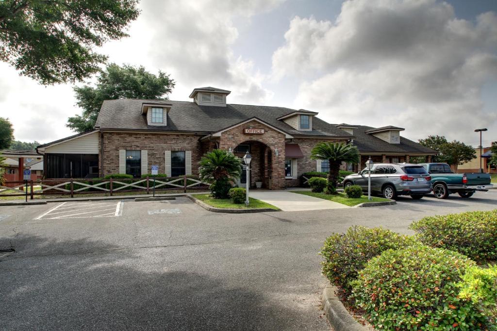 Key West Inn - Pensacola - image 5