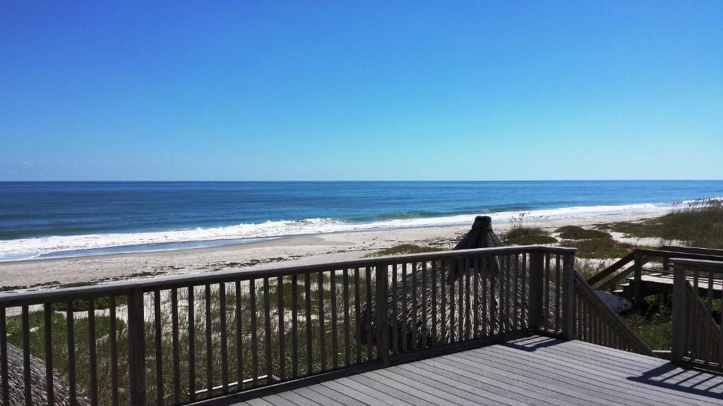 Anthony's on the Beach - main image