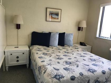 South Beach Inn - Cocoa Beach - image 3
