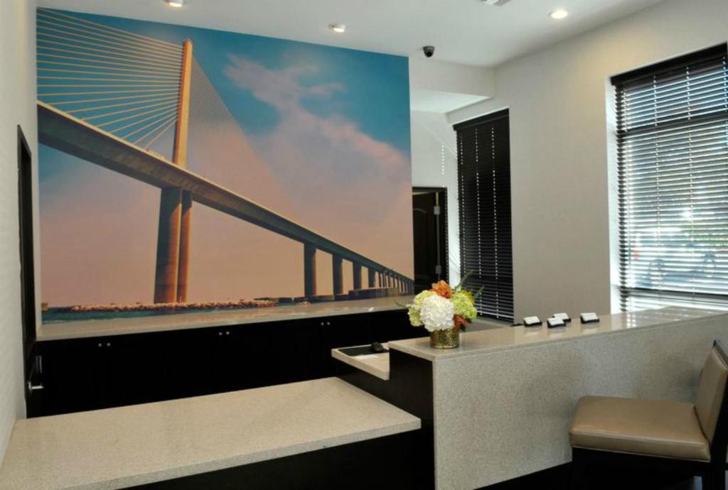 Staybridge Suites St. Petersburg FL an IHG Hotel - image 2