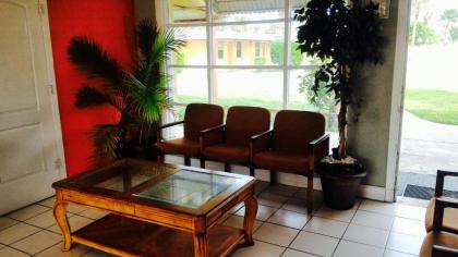 Sunset Inn- Fort Pierce FL - image 2