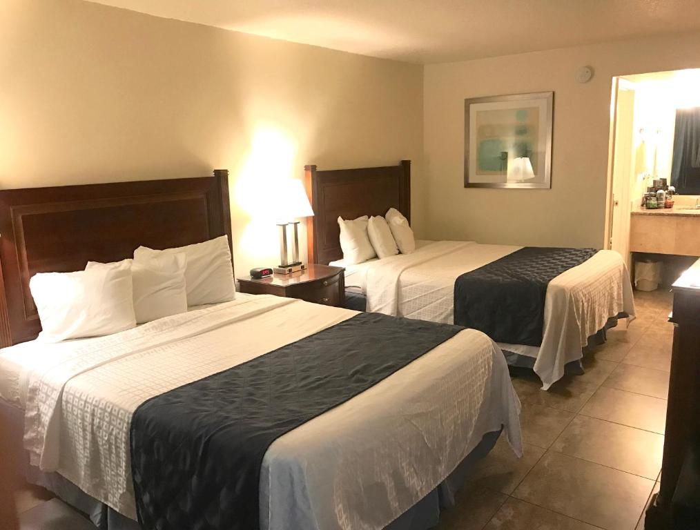 At Home Inn - Fort Pierce - image 2