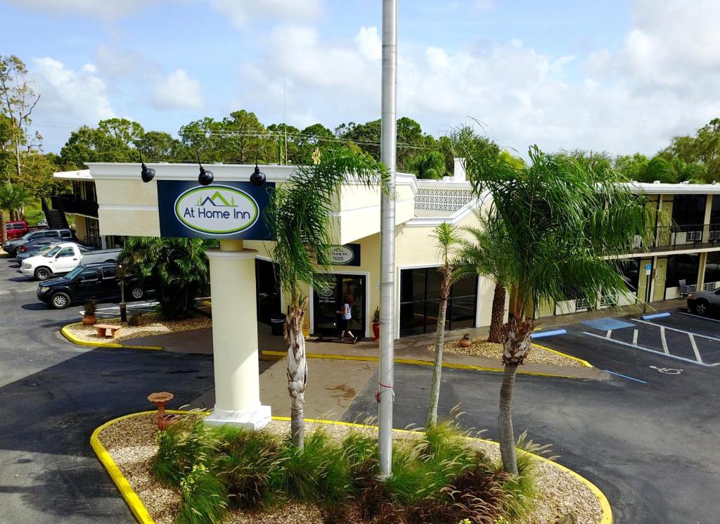 At Home Inn - Fort Pierce - image 5