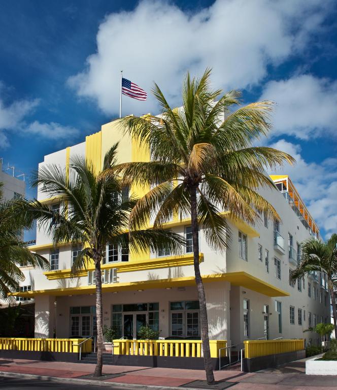 Leslie Hotel Ocean Drive - image 2