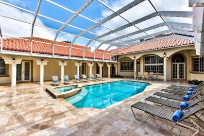 Knickerbocker Estate