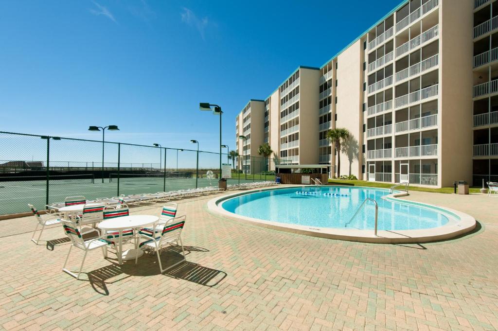 Holiday Surf & Racquet Club 710 by RealJoy - image 5