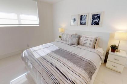 Ocean Reserve Condo by FlatsAway - image 2