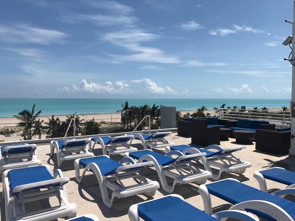 Strand Ocean Drive Suites - image 2
