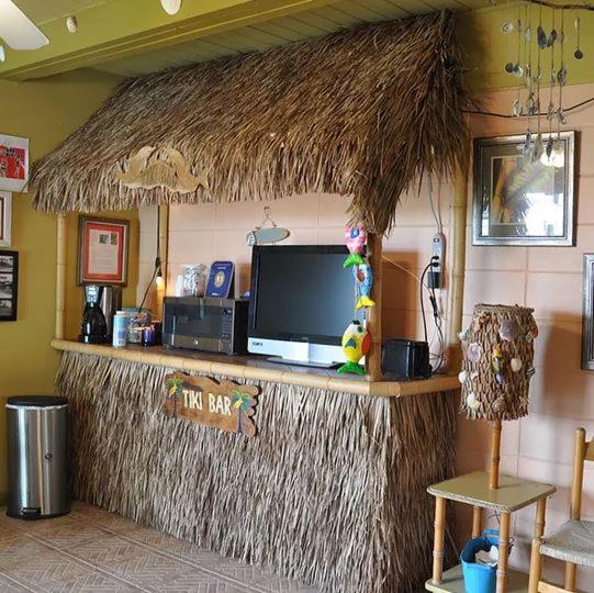 Sea Aire Motel - image 2