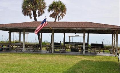 Sea Aire Motel - image 3