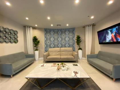 Congress by Design Suites Miami - image 5