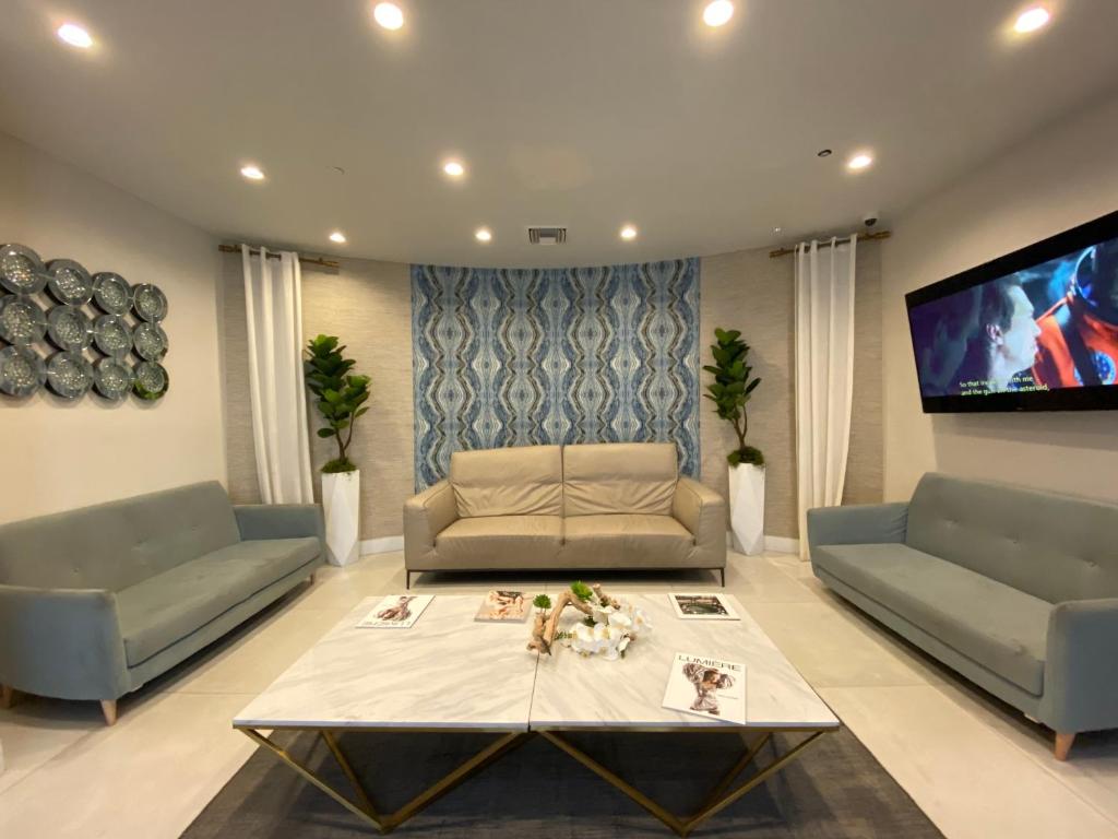Congress by Design Suites Miami - image 5