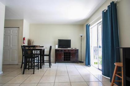 Sunny Isles Apartments by MiaRentals - image 5
