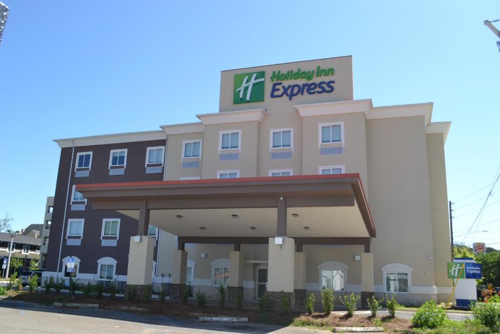 Holiday Inn Express Tallahassee-University Central an IHG Hotel - main image