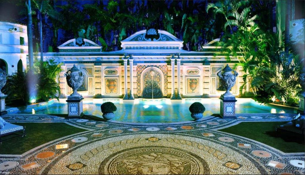 The Villa Casa Casuarina - main image