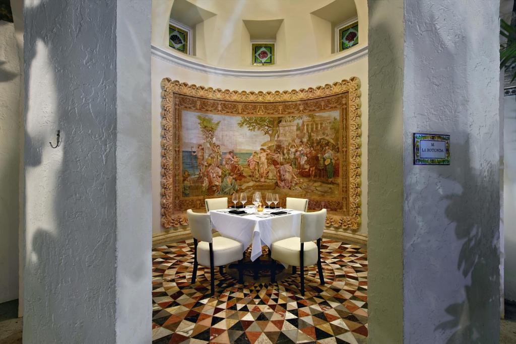 The Villa Casa Casuarina - image 2