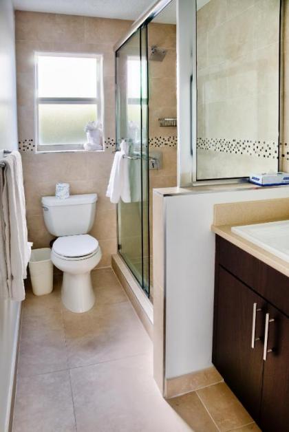 Prestige Hotel Vero Beach - image 2