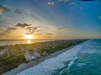 Melbourne Beach Resort - image 3