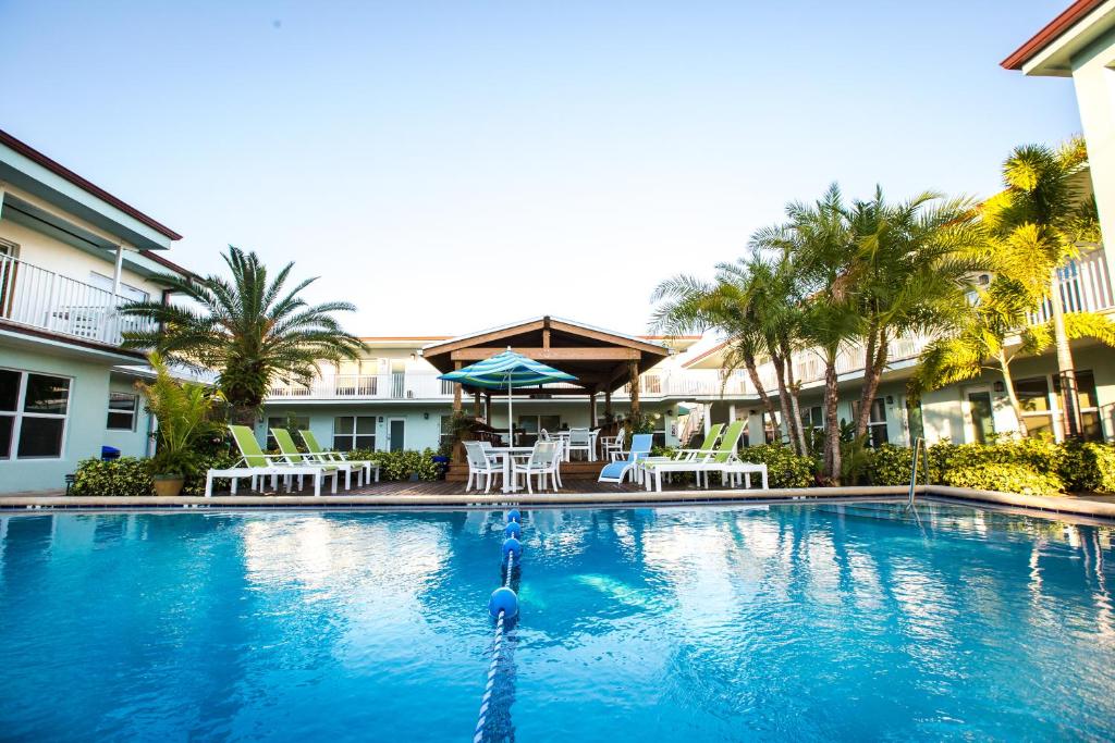 Sun Dek Beach House - main image