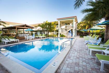 Sun Dek Beach House - image 2