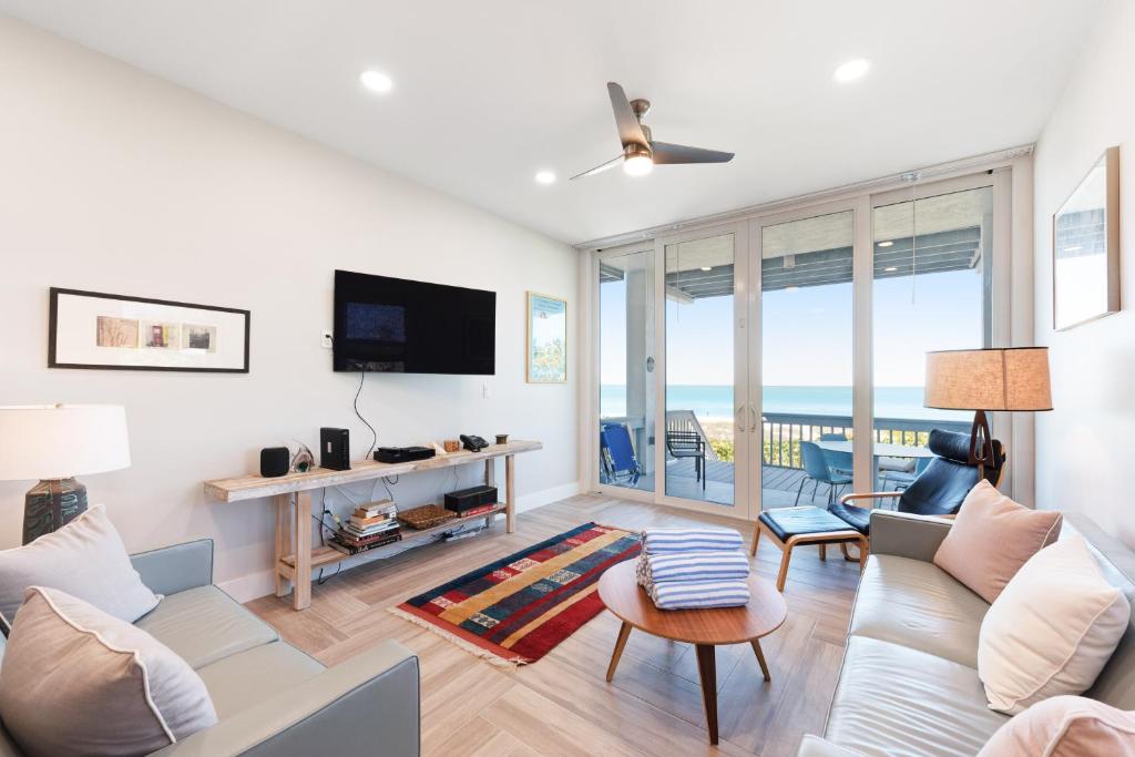 Hidden Cove Unit 6 - main image